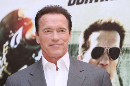Arnold Schwarzenegger : l’acteur américain détenu plusieurs heures à l’aéroport de Munich