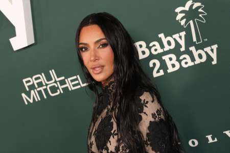 Kim Kardashian : mieux vaut tard que jamais… bientôt de retour à Paris pour confronter ses braqueur