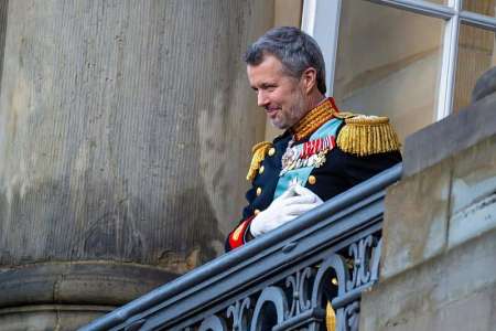 Frederik X : ce bracelet à 2 500 euros qui cause bien des soucis au nouveau roi du Danemark