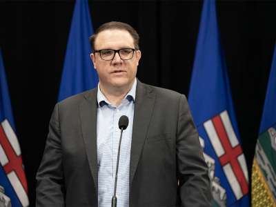 Bell: le ministre du cabinet Smith, Nixon, qualifie Trudeau de menace pour le Canada