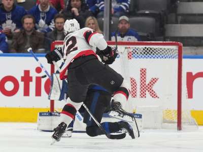 Les Sénateurs explosent offensivement dans leur victoire contre les Maple Leafs