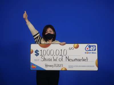 Un soignant de Markham remporte le gros lot de 60 millions de dollars du Lotto Max