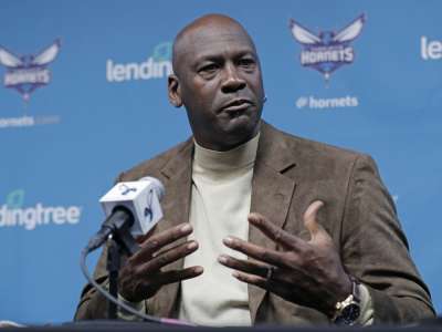 La vente des Charlotte Hornets par Michael Jordan finalisée