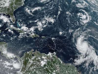 L’ouragan Lee traverse les eaux libres à l’approche des Caraïbes