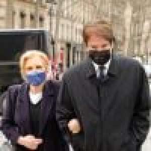 Sylvie Vartan : Accompagnée par son mari Tony Scotti pour une messe hommage à Pierre Cardin