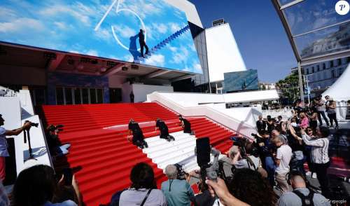 Cannes 2022 : Huées, récompenses, problèmes techniques... les moments marquants du Festival !
