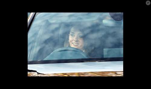 PHOTO Kate Middleton : Première apparition avec William depuis la polémique, l'attitude du couple intrigue