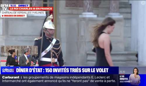 Dîner en l'honneur de Charles III à Versailles : une invitée avec un chewing-gum, en mode 