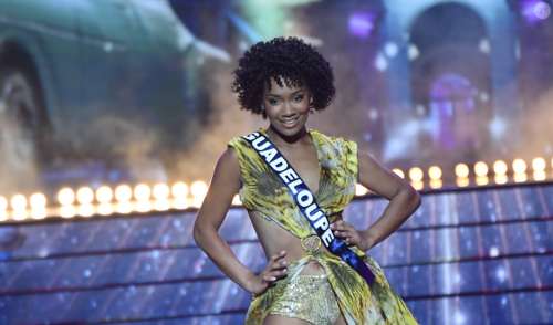 Miss France 2024 : Miss Guadeloupe chute en plein show et entraîne une camarade !
