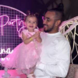 Dimitri Payet : Après l'agression, il retrouve le sourire pour le premier anniversaire de sa fille Tiana