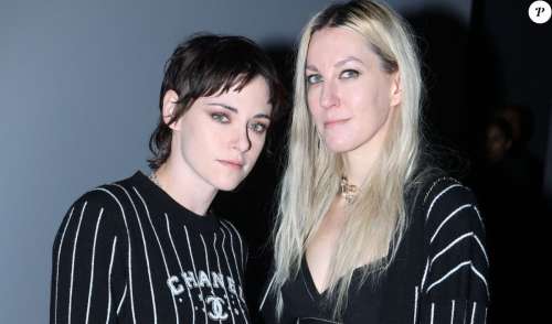 Kristen Stewart et Dylan Meyer : rare apparition du couple chez Chanel, les fiancées assorties, chics et grunge !