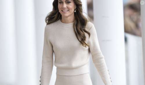 Kate Middleton : Gainage et joggings quotidiens, 14 brosses à cheveux, robes lestées... Ses astuces mode dévoilées !