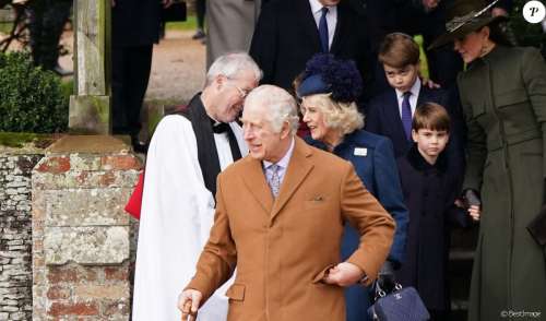 Le roi Charles III en grande difficulté pour se déplacer ? Un détail très inquiétant lors de la messe de Noël