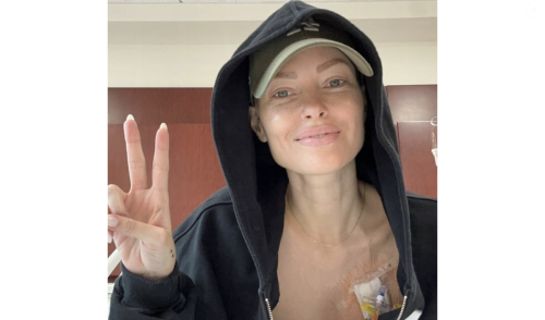 Caroline Receveur atteinte d'un cancer : ses cheveux repoussent, elle affiche son nouveau look avec une photo sensuelle