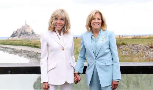 Brigitte Macron et Jill Biden : jumelles jusqu'au bout des pieds, main dans la main au Mont-Saint-Michel