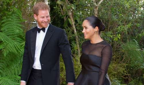 Meghan et Harry détendus en Jamaïque : apparition surprise très loin des problèmes de Kate et Charles III