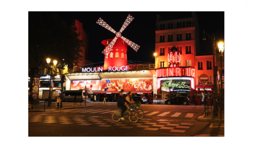 Moulin Rouge, images perturbantes des ailes effondrées à Paris, trois lettres emportées : 