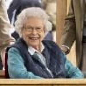 Elizabeth II ravie : sourire XL et tenue du dimanche, sortie en famille remarquée à Windsor
