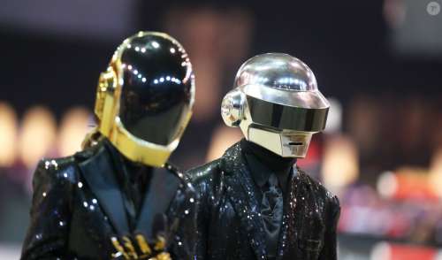 PHOTOS Les Daft Punk : À quoi ressemblent-ils sans leurs célèbres casques ?