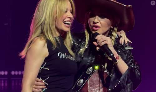 VIDEO Madonna invite Kylie Minogue sur scène : choré sensuelle et mots d'amour, elles mettent le feu à Los Angeles !