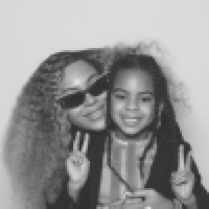 Beyoncé en lionne dorée avec sa fille Blue Ivy : elles reprennent Le Roi Lion