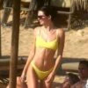 Kendall Jenner : Son Bottle Cap Challenge en bikini fait fureur !