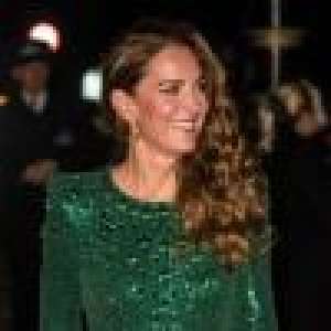 Kate Middleton : Cascade de boucles et robe à paillettes au bras de William, un look ultra glamour