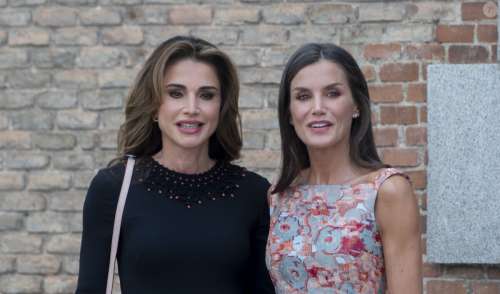 Letizia d'Espagne ultra-musclée et Rania de Jordanie : retrouvailles de reines très tactiles après 8 ans...