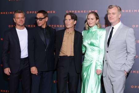 Dans “Oppenheimer”, Christopher Nolan construit un blockbuster passionnant et sérieux pour adultes