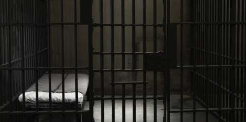Une famille intente une action en justice accusant la prison d’avoir laissé l’homme “dépérir”