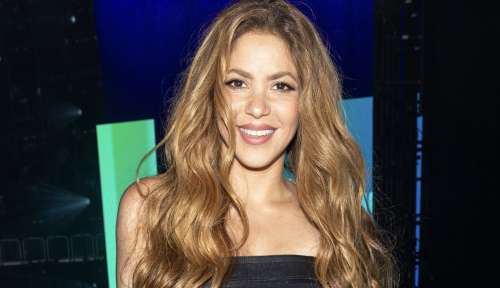 Shakira suscite des rumeurs de rencontres après avoir refroidi avec un pilote de voiture de course F1