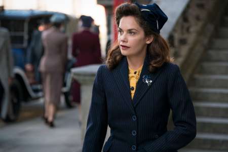 Ruth Wilson dirigera la BBC et le thriller Showtime “The Woman in the Wall”