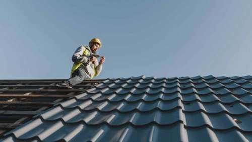 11 facteurs à considérer avant de réparer un toit