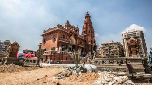 Le Caire présente le chantier de restauration du palais du baron Empain, en proie à une polémique