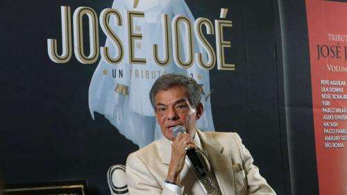 José José, le crooner des amoureux éconduits, est mort à 71 ans
