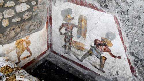 Pompéi : découverte d'une fresque représentant un combat de gladiateurs ensevelie depuis 20 siècles