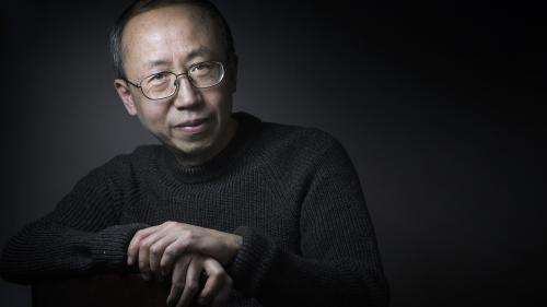 L'artiste chinois Huang Yong Ping, qui avait exposé un squelette de serpent de 250 m au Grand Palais, est mort