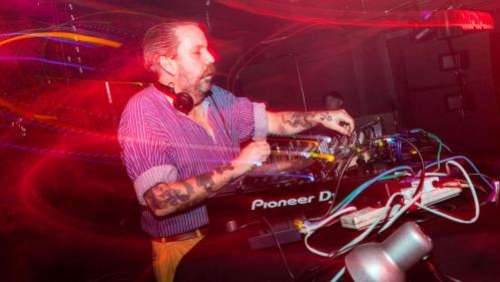 Le DJ et producteur anglais Andrew Weatherall, figure de l'acid-house, est mort à l'âge de 56 ans