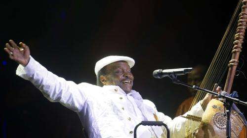 Le chanteur guinéen Mory Kanté, connu dans le monde entier pour son tube 