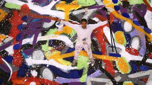 L'icône du street art JonOne expose ses œuvres énergiques et colorées aux Docks Village à Marseille