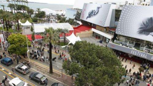 Covid-19 : le Festival de Cannes, prévu à la mi-mai, est reporté au mois de juillet, annoncent les organisateurs