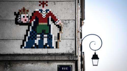 Trompe-l'œil, mobilier urbain décoré... Le street art fait sa révolution dans un quartier HLM de Versailles