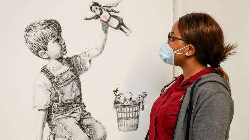 Banksy met en vente l'œuvre offerte à un hôpital, au profit du système de santé britannique