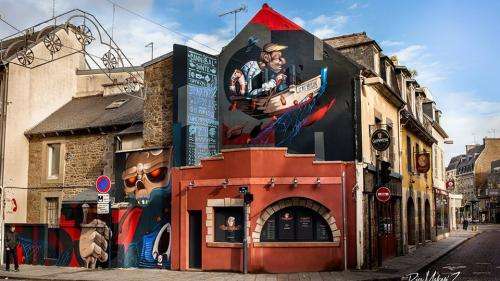 Dans les rues de Paris, une étrange chasse au trésor pour les amateurs de street art