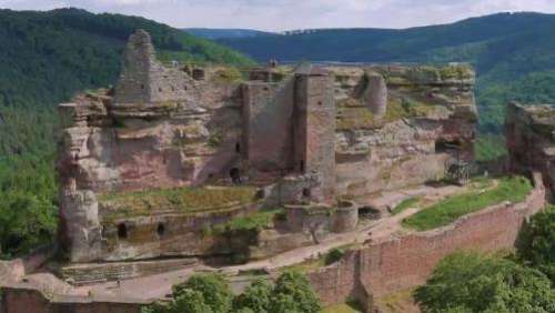 Vosges : visite du château médiéval de Falkenstein et ses points de vue exceptionnels