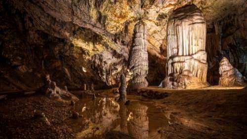 La Slovénie, paradis des spéléologues avec ses 14 000 grottes
