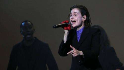 VIDEOS. Christine and The Queens reprend 