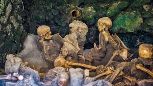 Découverte d'un squelette à Herculanum : un nouvel éclairage sur l'éruption du Vésuve qui a englouti Pompéi