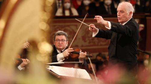 Le chef d'orchestre Daniel Barenboim annule ses engagements pour se faire opérer