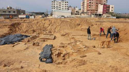 Des tombes de l'époque romaine découvertes sur un chantier à Gaza